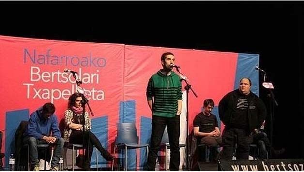 POTTO: (Nafarroako Bertsolari Txapelketa) Erlantzek telebista…