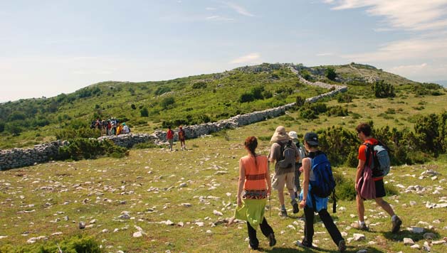 IBAIZABAL: Bolintxun mendi-bide berri bat ari dira egiten