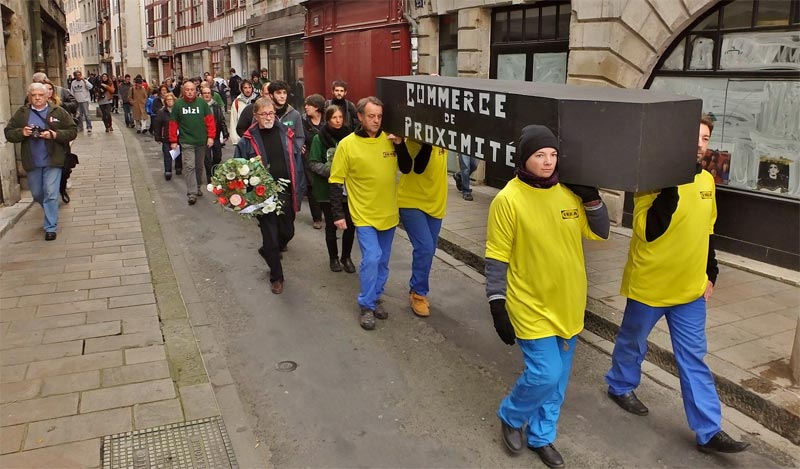 IBAIZABAL: Emile Larre, Mugerreko Ikea eta Errugbiaren gorabeherak