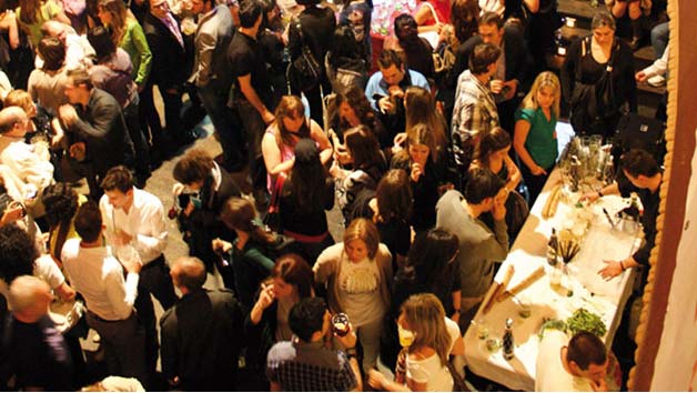 HIZPIDEA: Gaur ospatuko dugu Kafe Antzokiaren 20. urteurrena