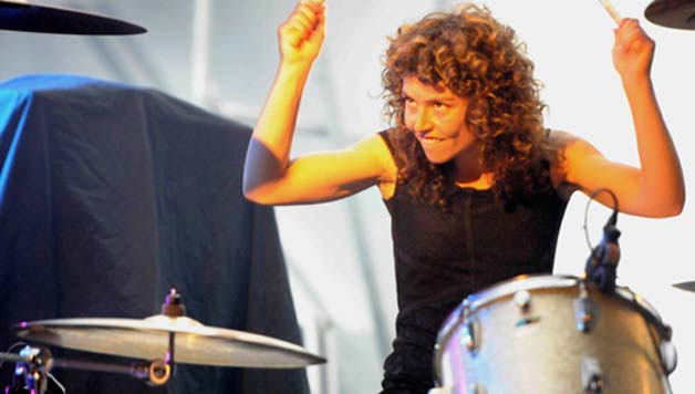 ARTAYORRAN: #243, Niña Coyote eta Chico Tornado Kafe Antzokian