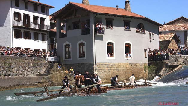 ZE EINGOU ASTEBURUAN: Burgiko almadia eguna.