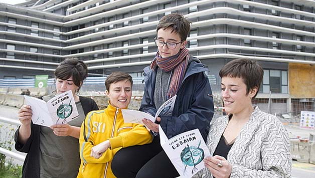 HIZPIDEA: “Izena eta izana ezbaian. Gida praktikoa”