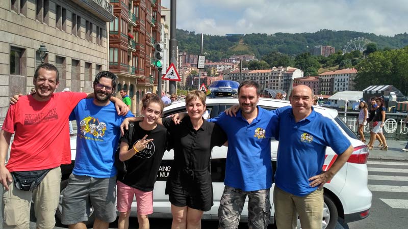 Las Tea Partyko Lorea, USBekin ere ‘pintxatzen’