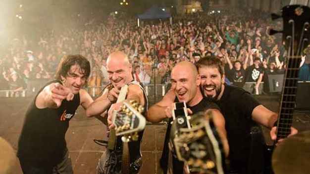IBAIZABAL: Joseba Irazoki, Malandro Club, Músculo eta Su ta Gar aste honetan Kafe antzokian