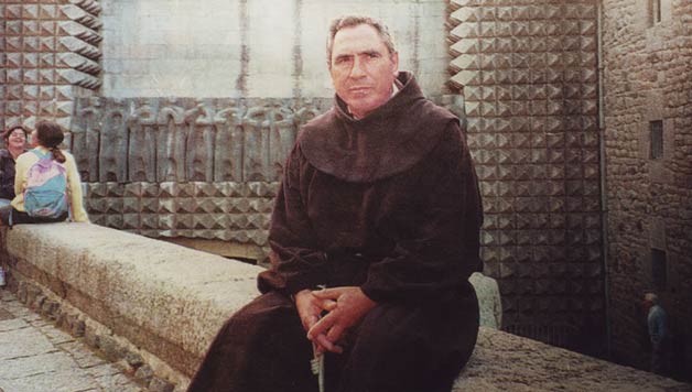 BEHIALAKO EGUN BATEZ: Bitoriano Gandiaga hil zen