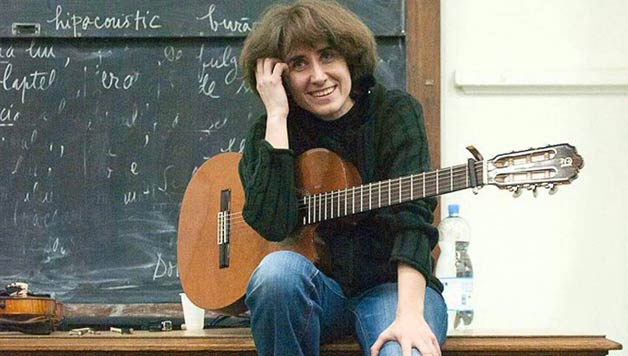 MUSIBLA: Musibla bueltan da, hainbat emakumeren ahotsekin