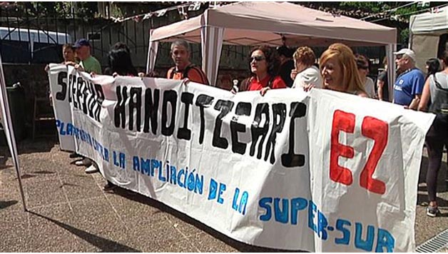 Supersurren aurkako plataformak manifestaziorako deialdia egin du larunbaterako