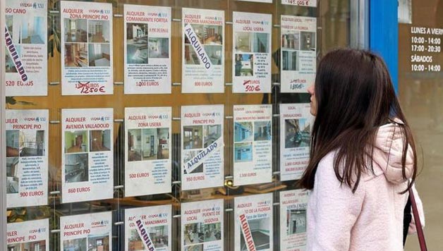 Alokairuak gora, ametsak behera