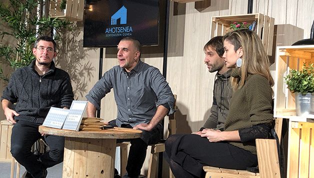 Eztena liburuak, ezohiko antzerki ezperientzia jasotzeko #54DA