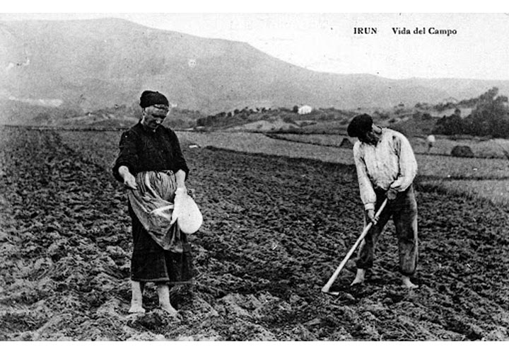 TRABESKALEA: Matriarkatuaren mitoaz