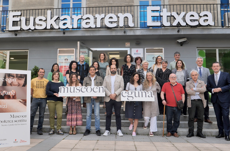 Museoen eguneko  helburua Bizkaiko 44 museo ikusaraztea da
