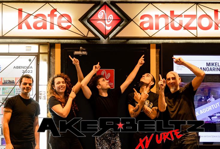 Akerbeltz erromeria taldeak 15. urteurrena ospatuko du ostegunean Kafe Antzokian