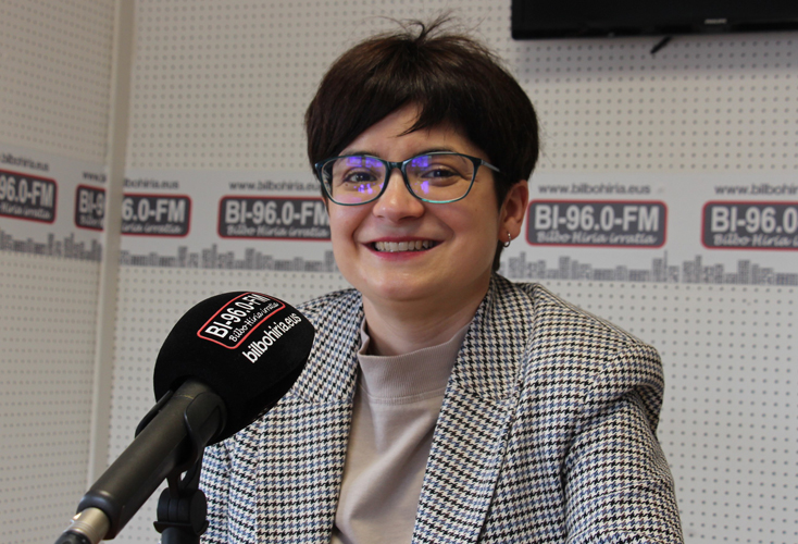 Maria del Rio “Bilbo horizontalean eraiki behar da, gizarte kohesioa bultzatzeko eta arrakala sozialekin bukatzeko”