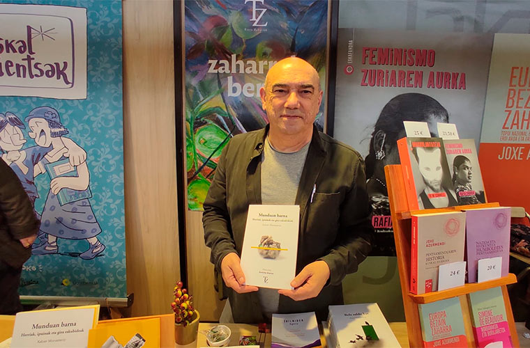 Xabier Monasterioren “Testu Zaharrak” liburugintza ekimena ezagutu dugu