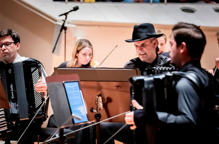 Gorka Hermosak Urteko Konposiziorik Onenaren saria jaso du