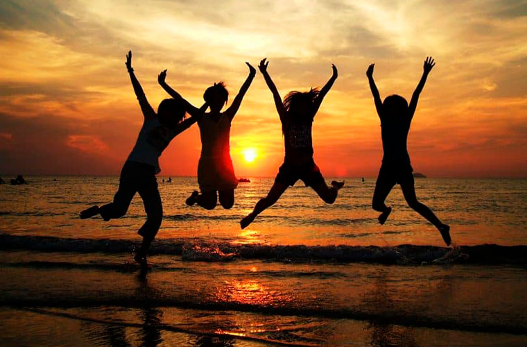 TRABESKALEA: Lagutasuna, Gaur egungo adiskidetasunaren arrakalak